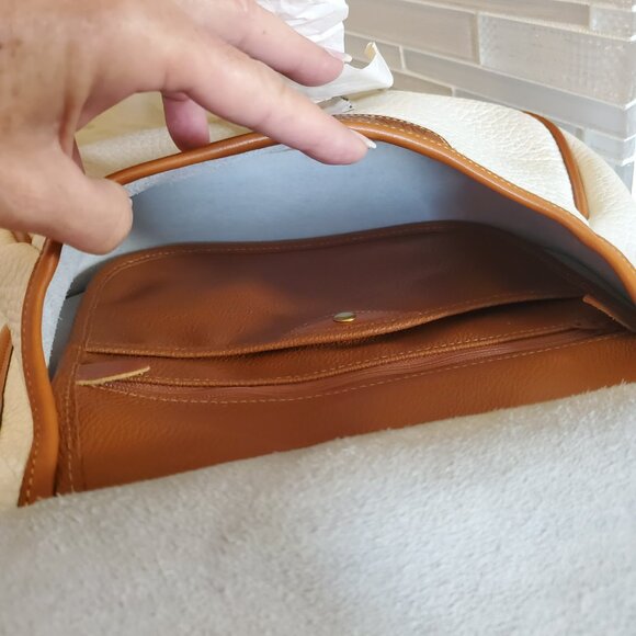 NWOT Vintage Dooney & Bourke WHITE  AWL Cavalry Collection, Ammunition Pouch - Picture 11 of 16